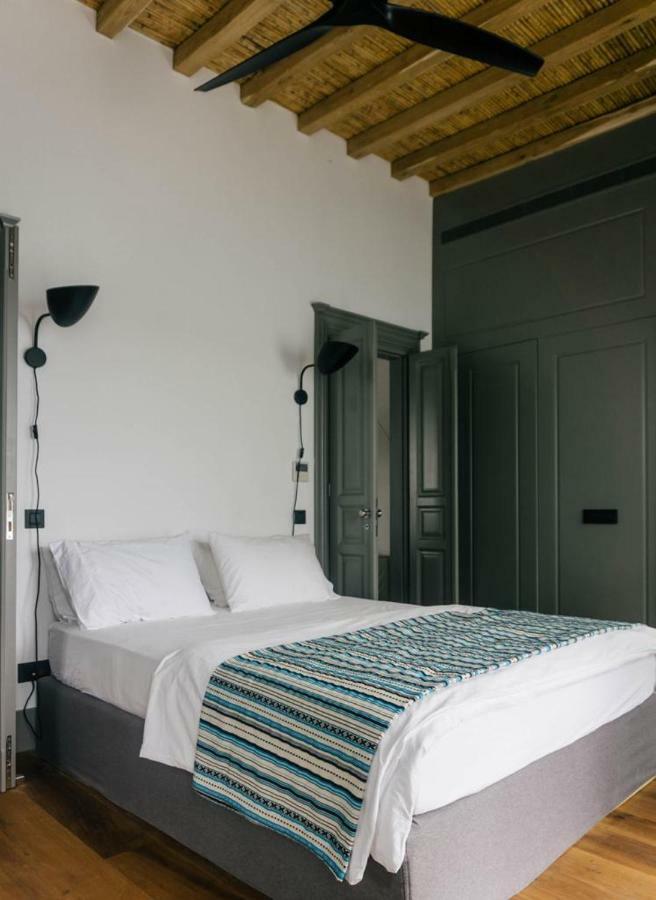 One Manto Square Mykonos Town Exterior foto