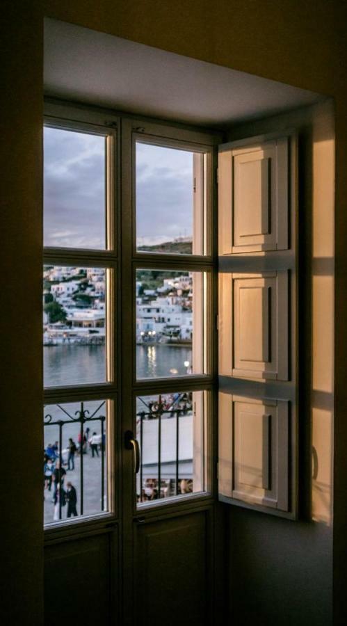 One Manto Square Mykonos Town Exterior foto